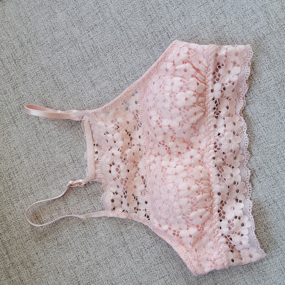 XS Tarea Rue 21 Bra